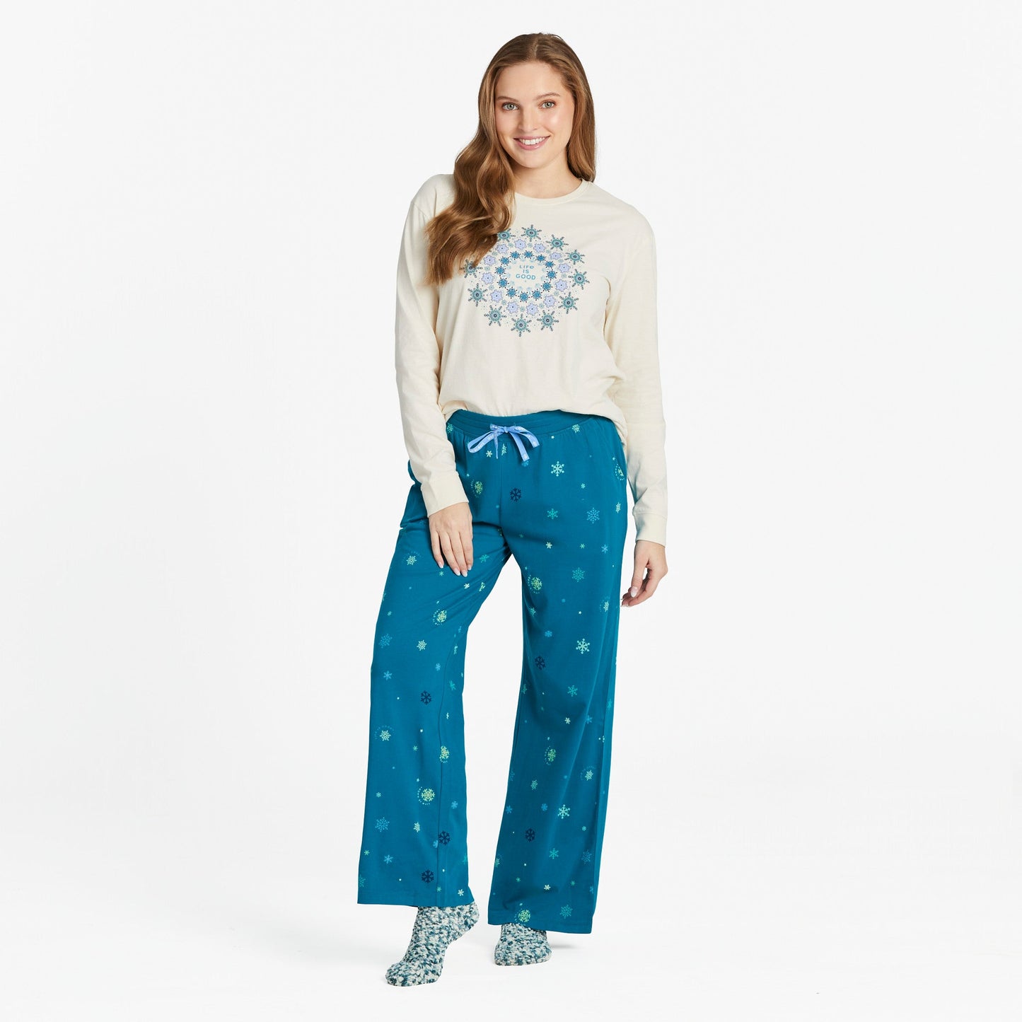 Women's Snowflake Mandala Long Sleeve Snuggle Up Relaxed Sleep Tee