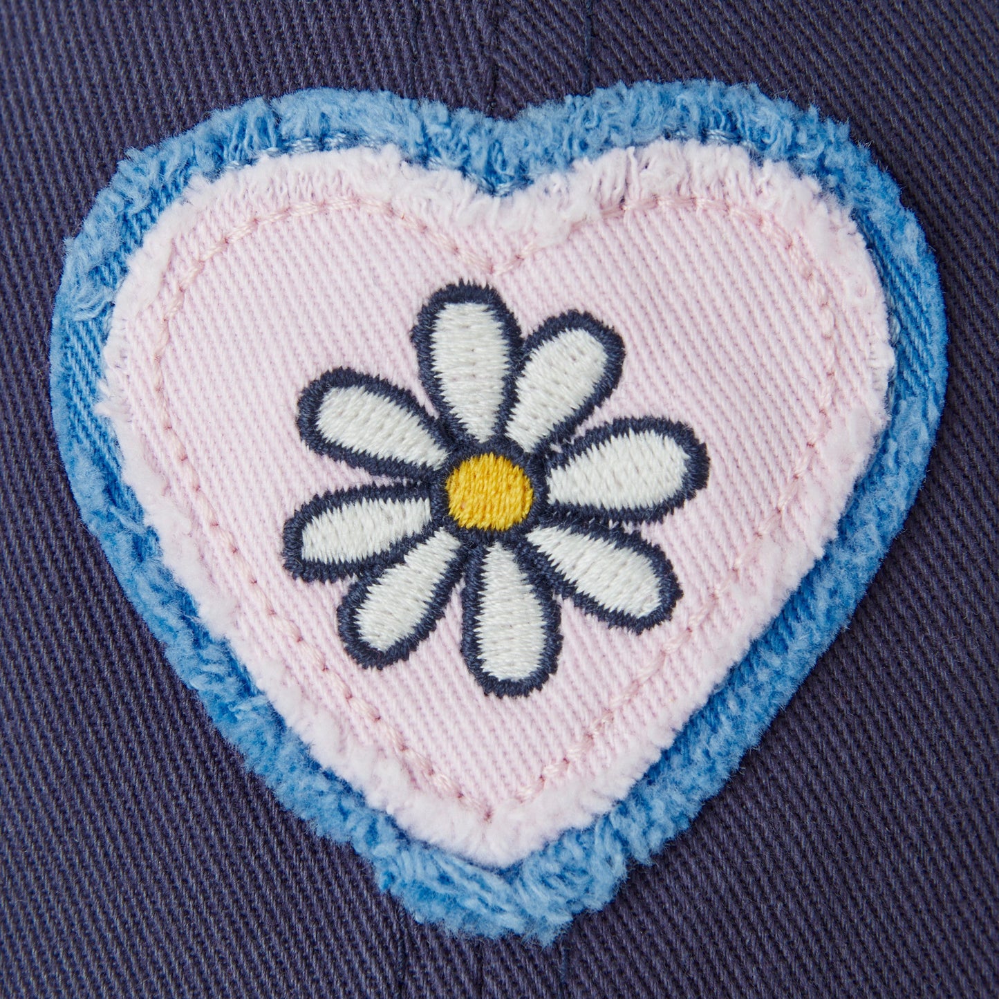 Adult Unisex Simple Daisy Heart Tattered Chill Cap