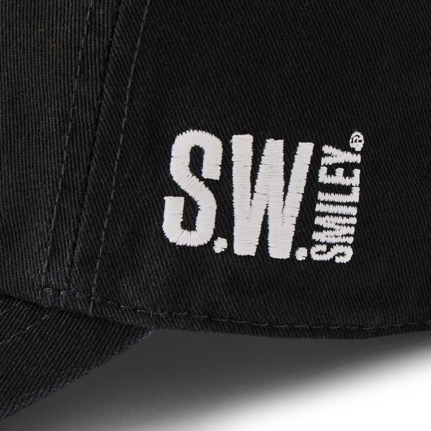 Adult Unisex LIG x S.W.Smiley Globe Chill Cap