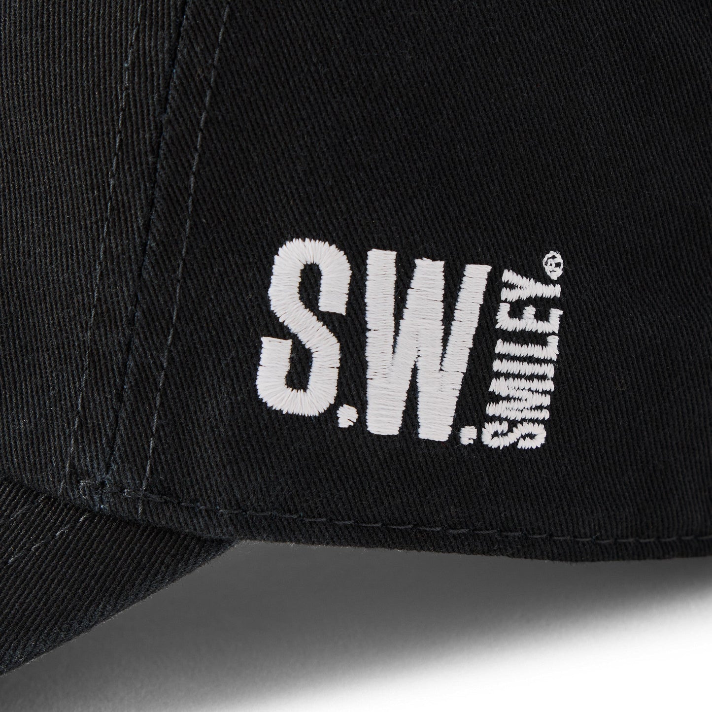 Adult Unisex LIG x S.W.Smiley Daisy Chill Cap