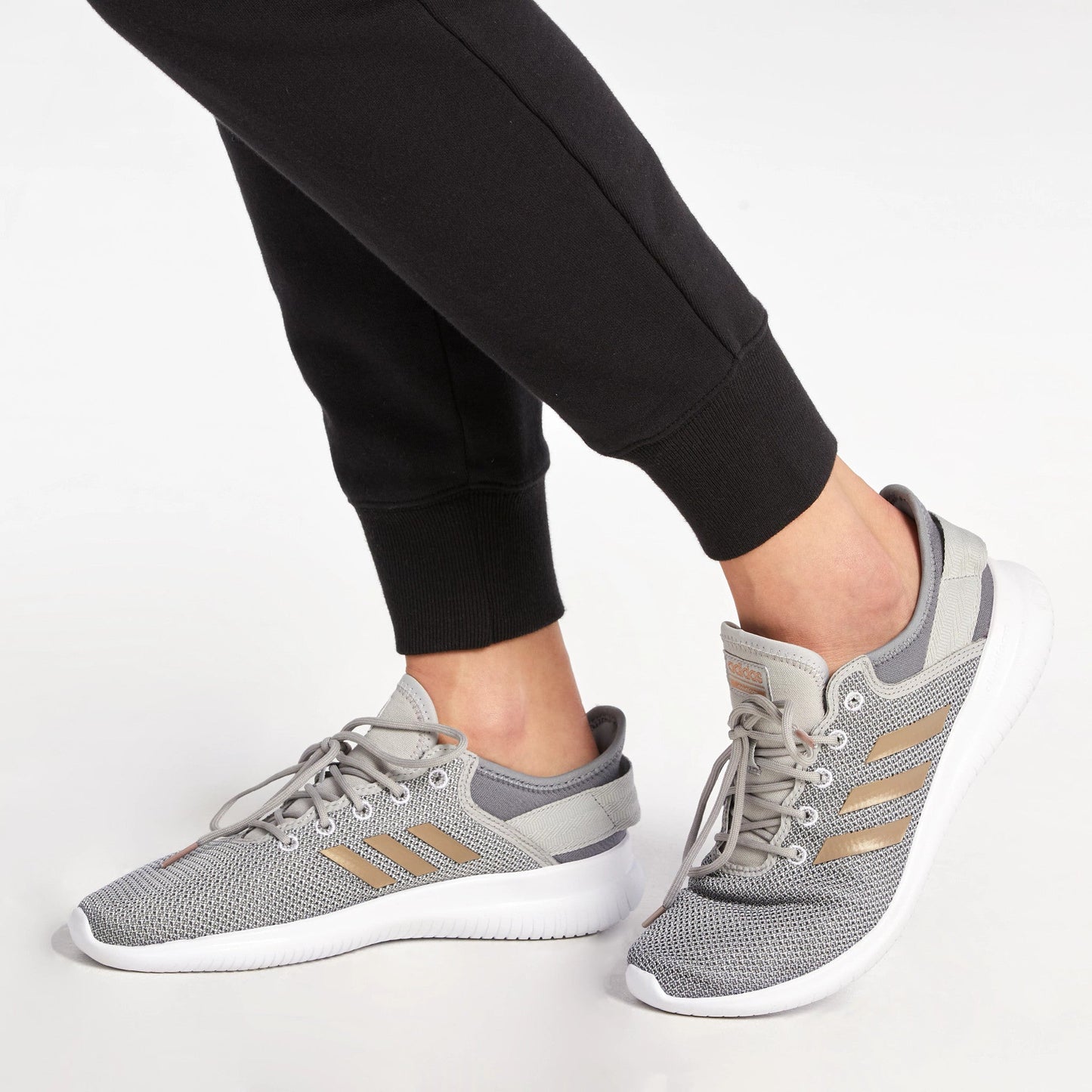 Women's Solid Simply True Fleece Jogger