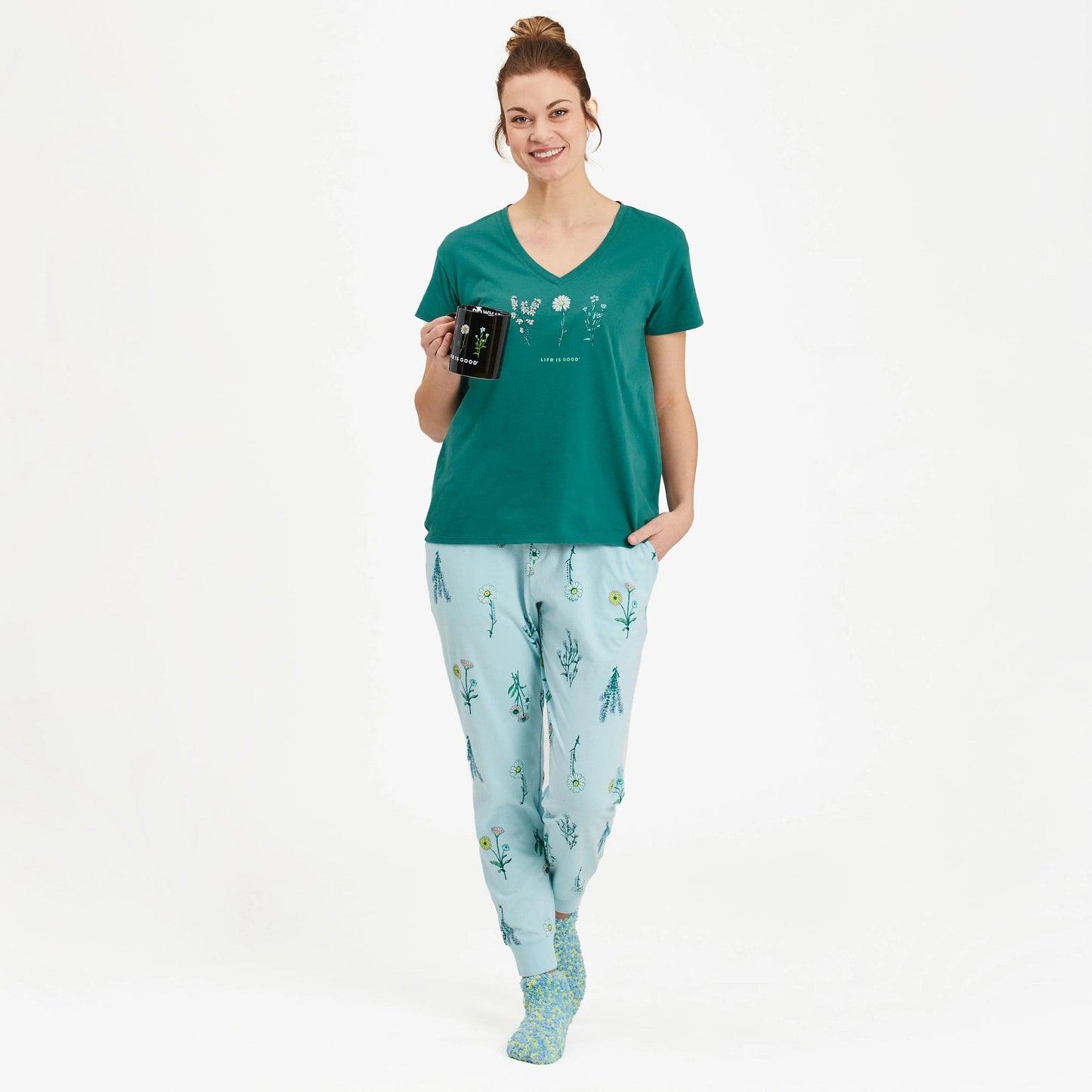 Women's Detailed Wildflowers Snuggle Up Relaxed Sleep Vee