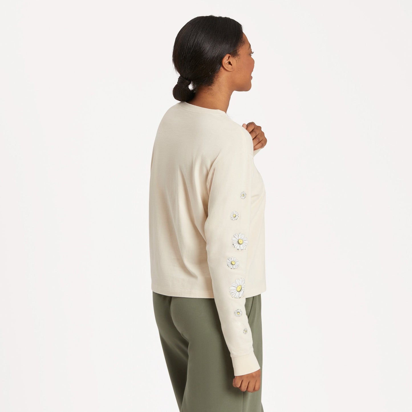 Women's Falling Daisies Long Sleeve Crusher Boxy Tee